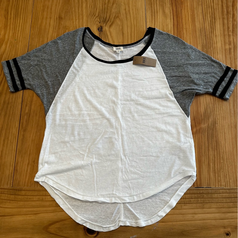 BKE Buckle Black and White Raglan Shirt NWT